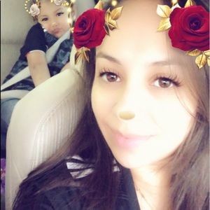 Meet your Posher, Yesenia